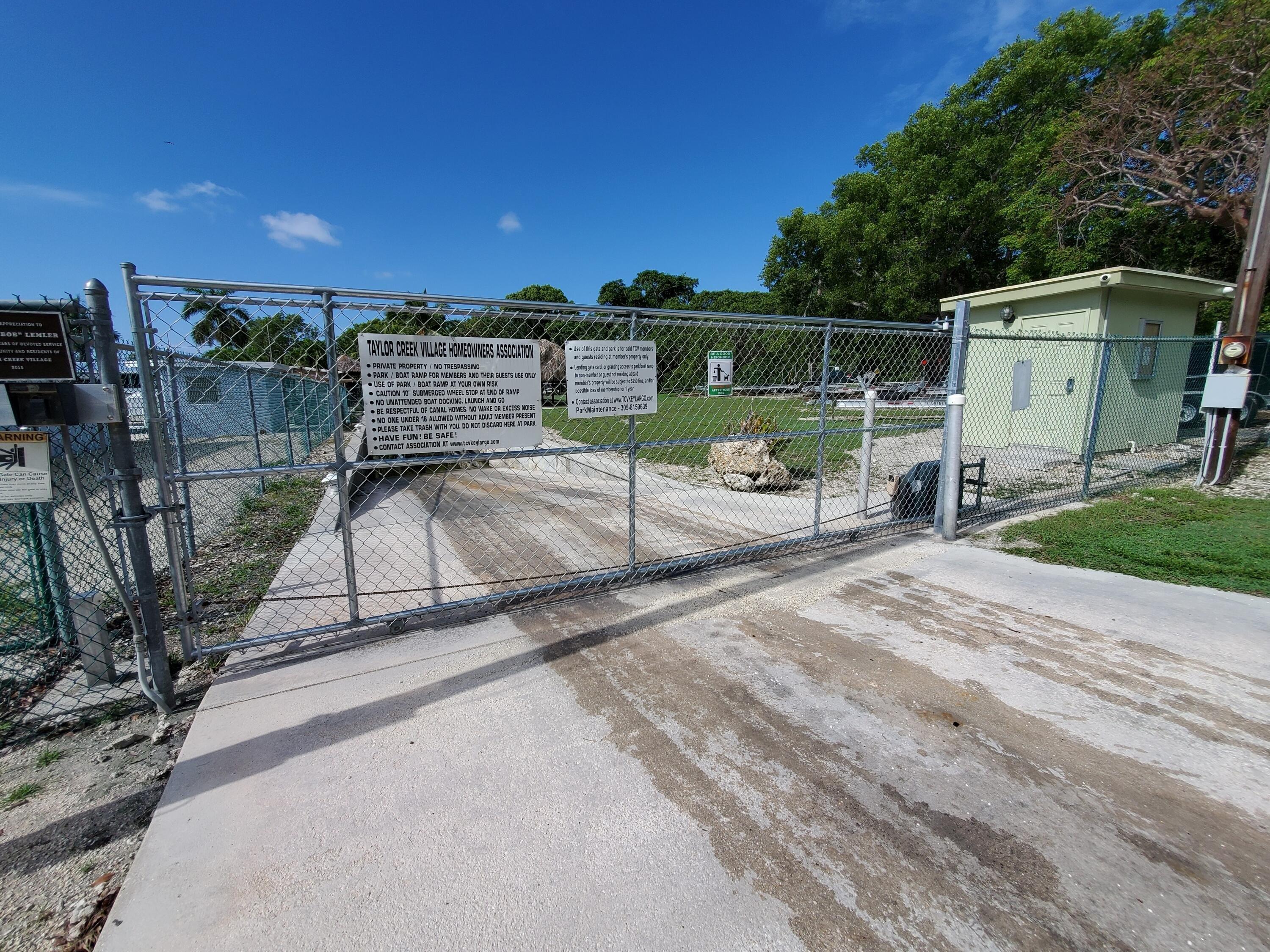 Loeb Ave, Key Largo, FL 33037