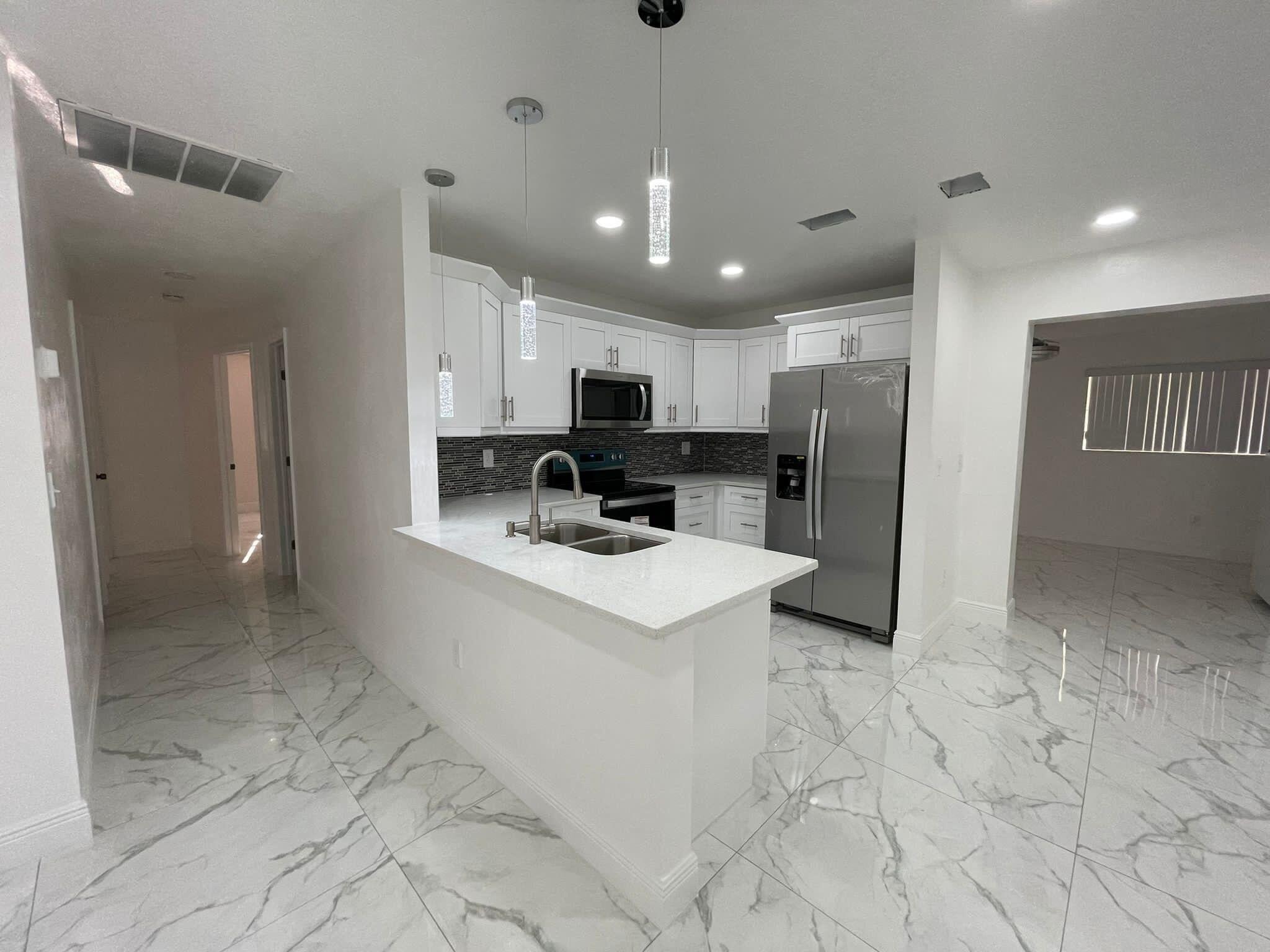 W Lakewood Rd, West Palm Beach, FL 33406