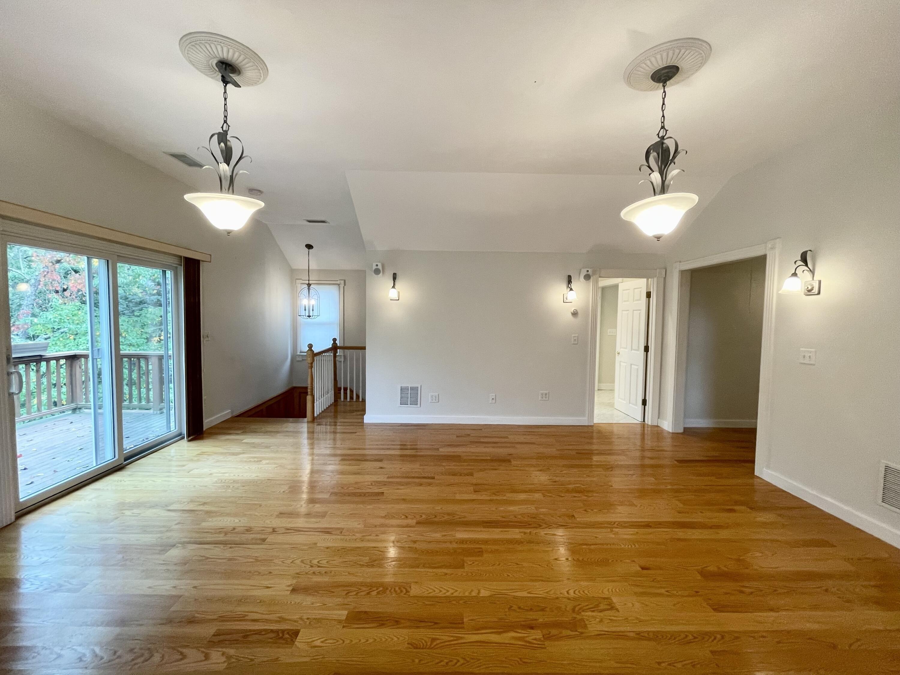 Wimbledon Dr, West Yarmouth, MA 02673