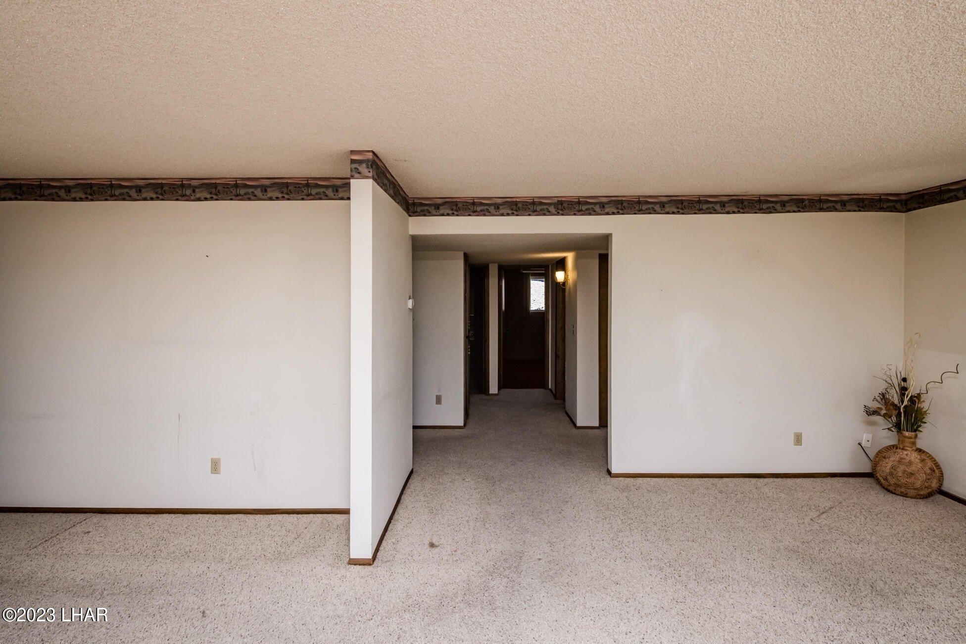 Broken Arrow Dr, Lake Havasu City, AZ 86406