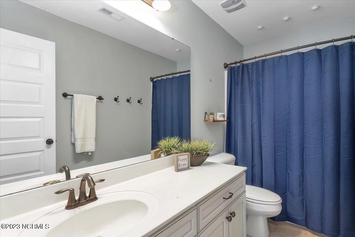 Victoria Dr, Whispering Pines, NC 28327