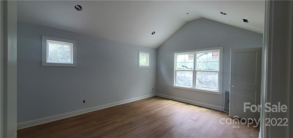 Simmons St, Charlotte, NC 28208