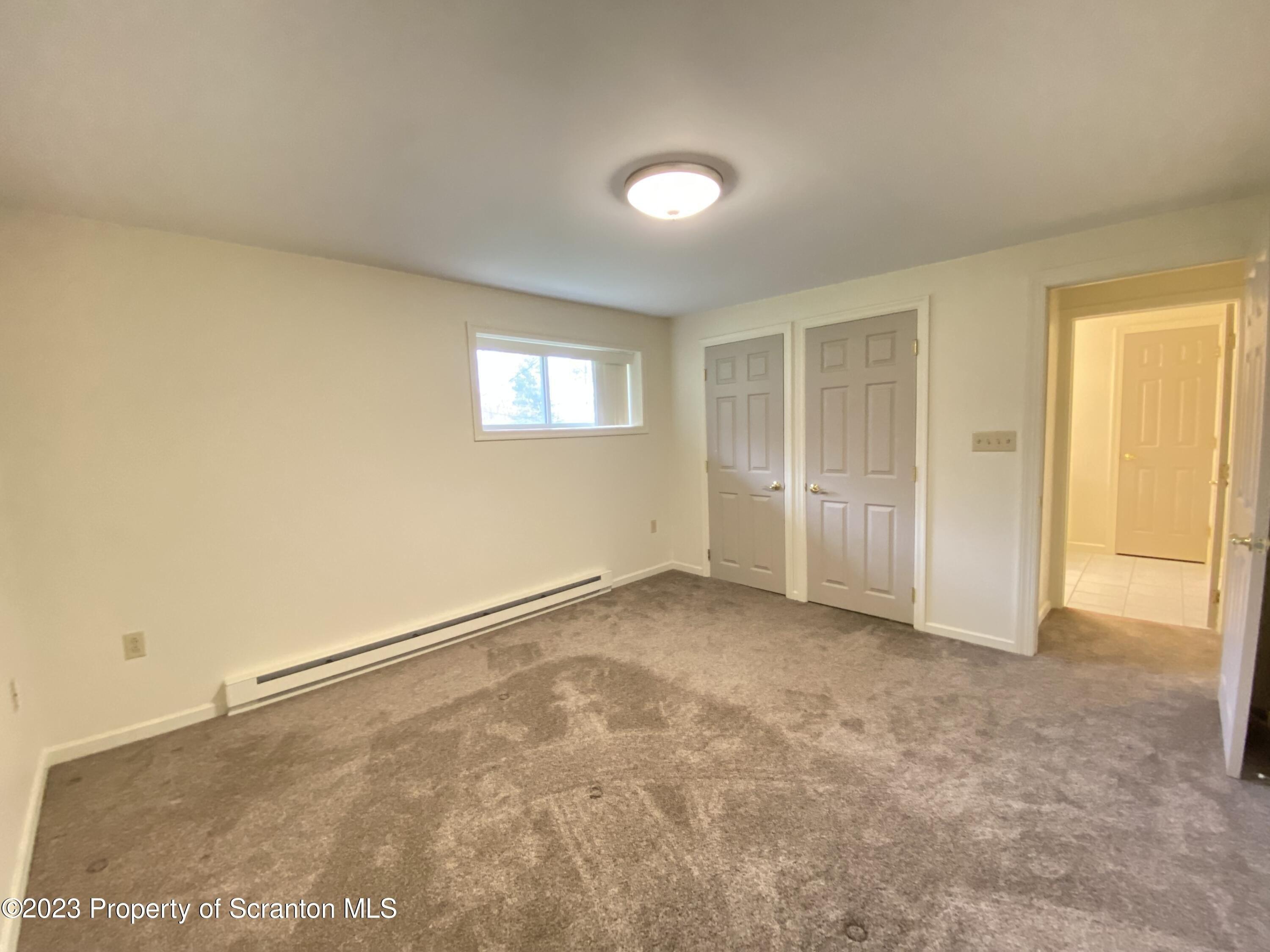 Newton Rd, Scranton, PA 18504