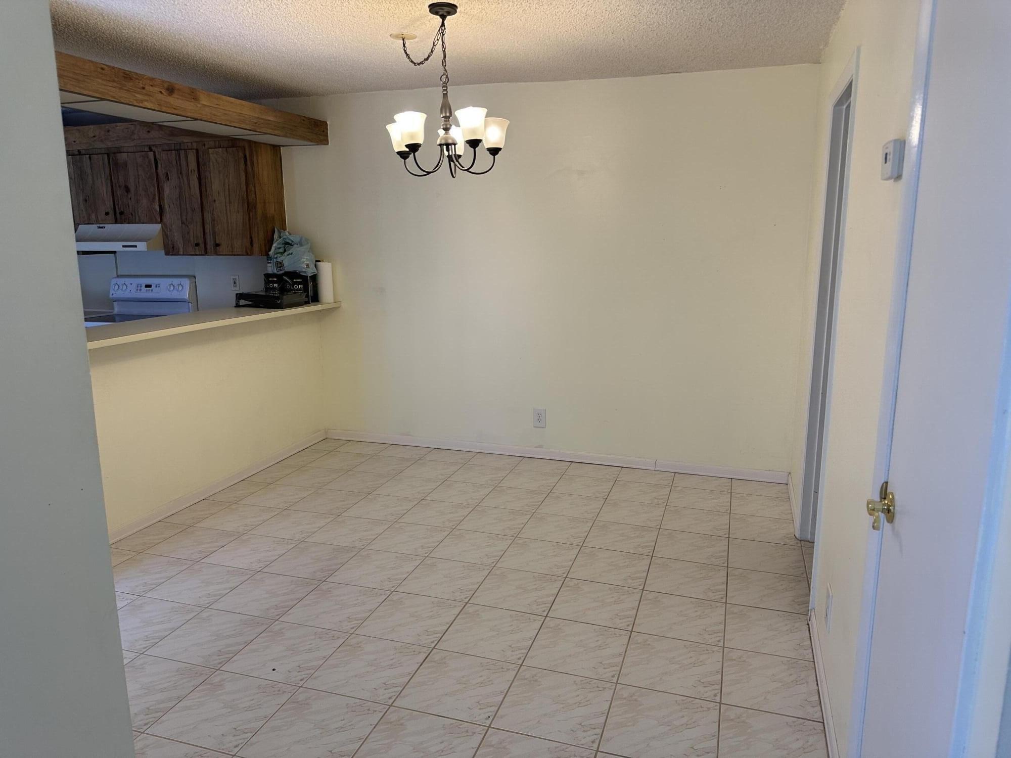 Springdale Cir, Palm Springs, FL 33461