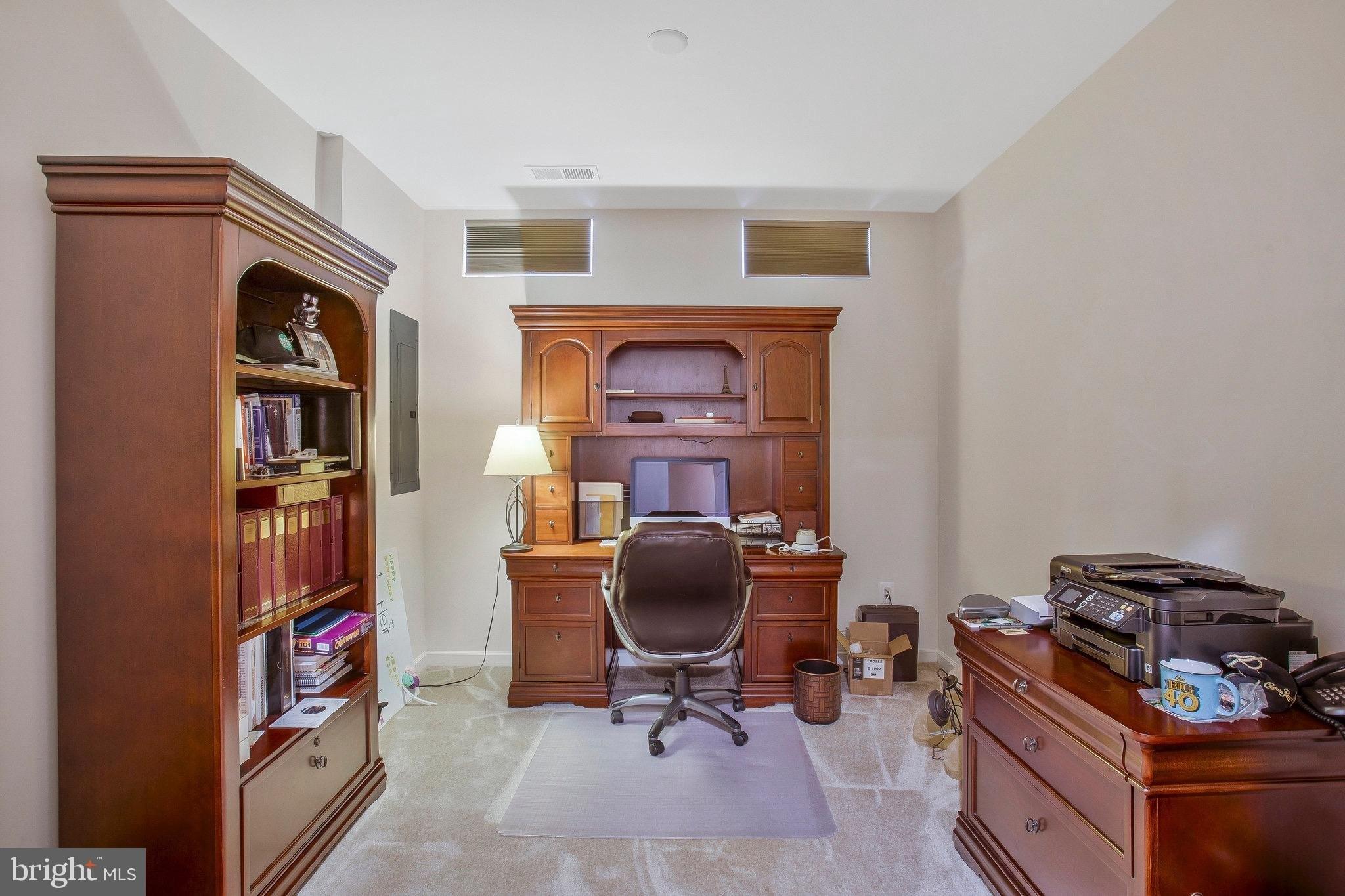 Thoroughbred Dr, Upper Marlboro, MD 20772