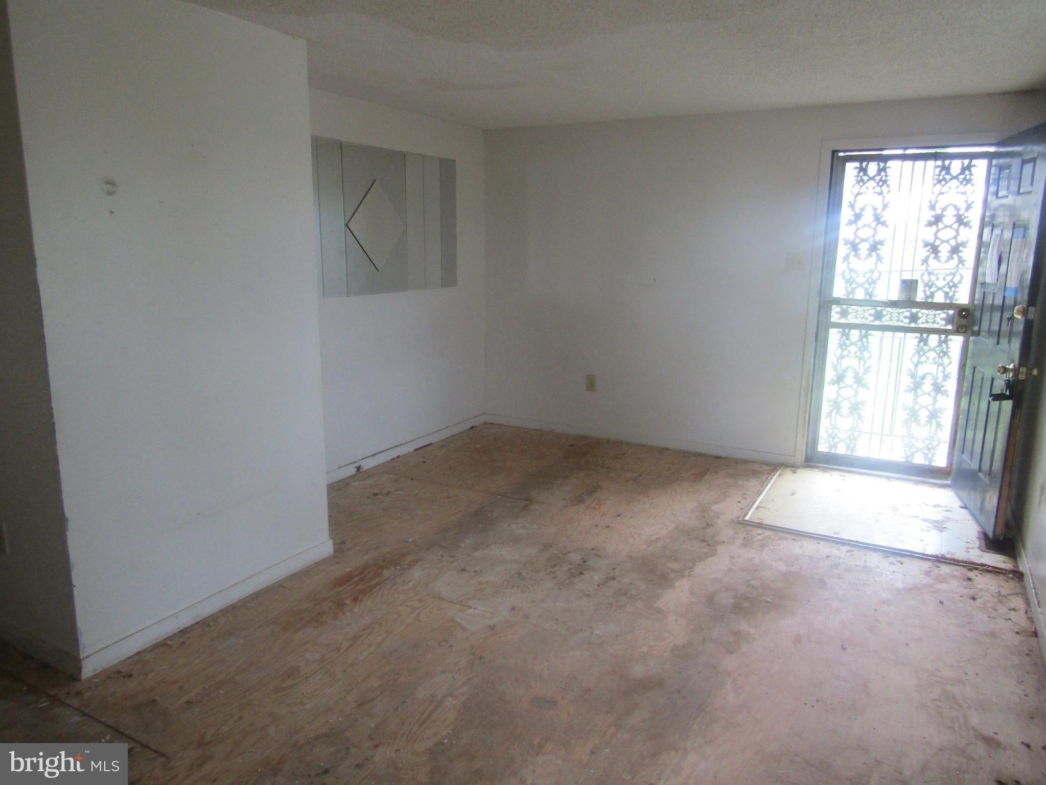 Carrington Pl, Capitol Heights, MD 20743