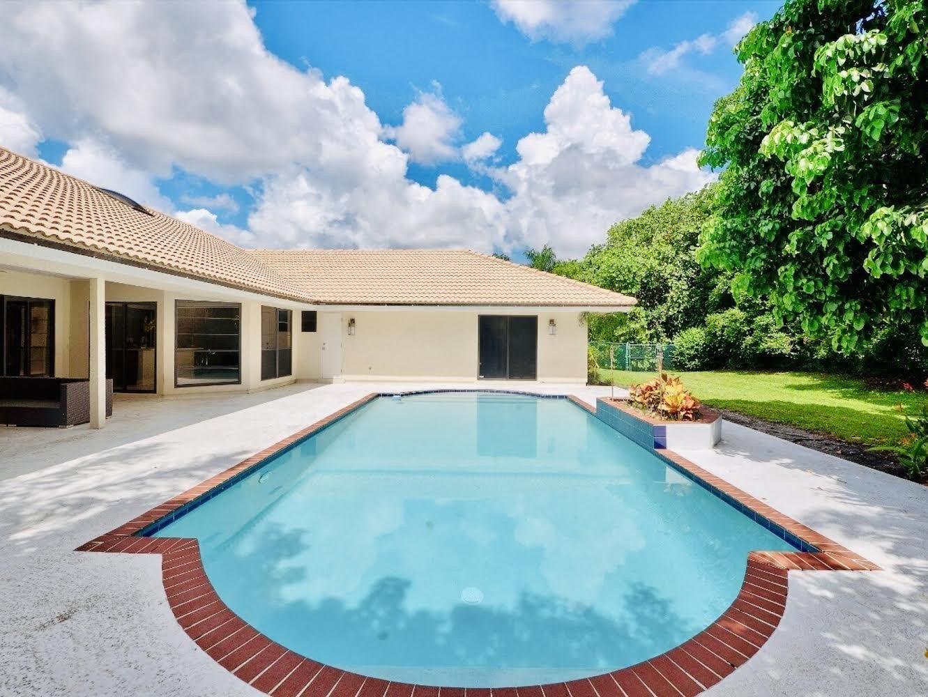 Dunbar Rd, Palm Beach Gardens, FL 33418