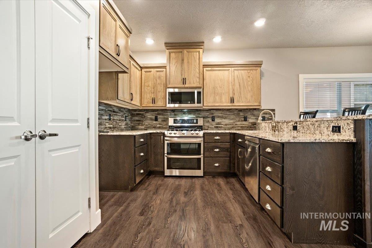 S Teakwood Dr, Nampa, ID 83686