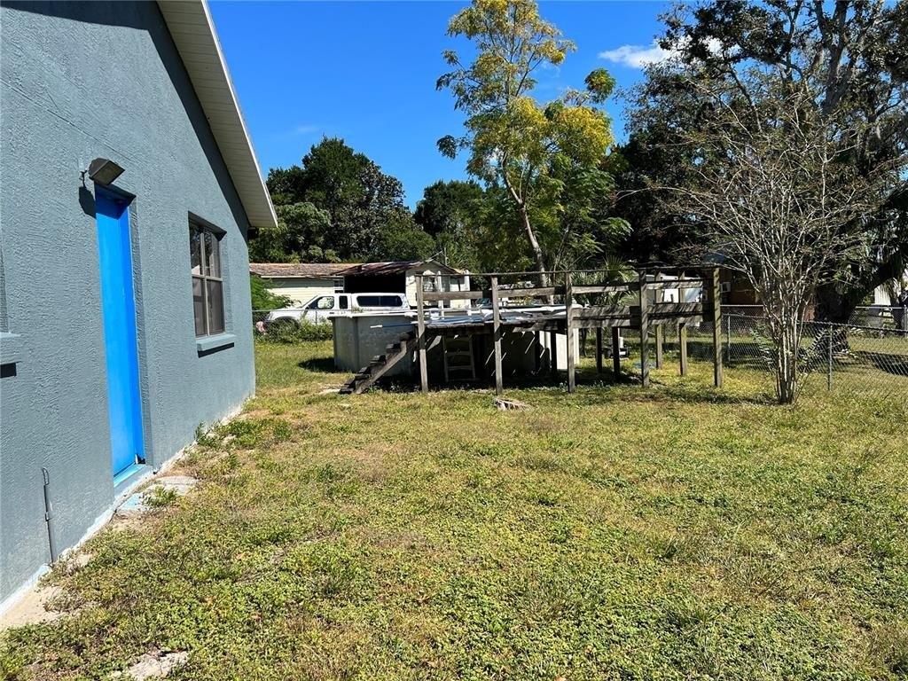 Maple Dr, Weeki Wachee, FL 34607