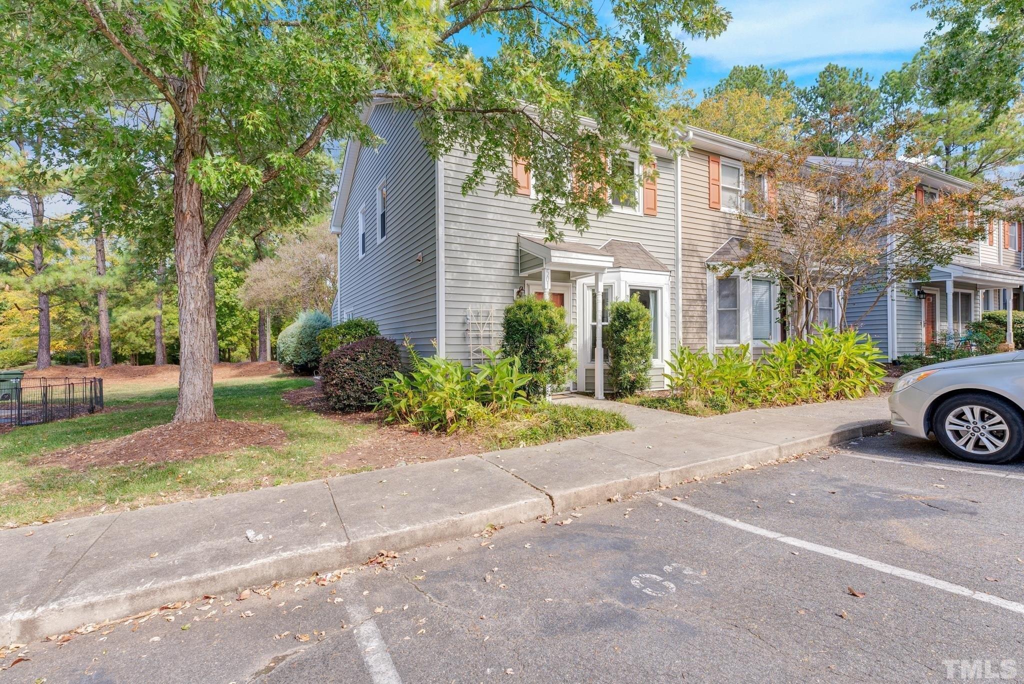 Darby Glen Ln, Durham, NC 27713