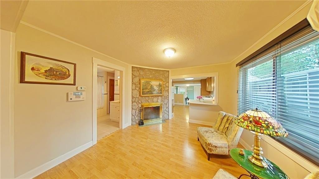 4th St, Des Moines, IA 50313