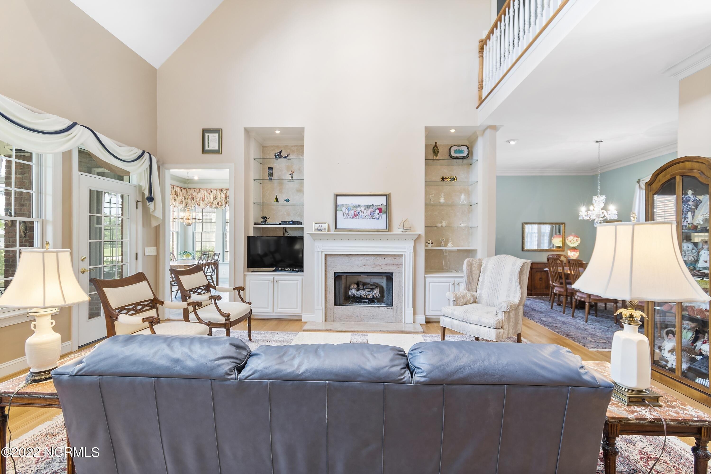 St James Dr, Southport, NC 28461