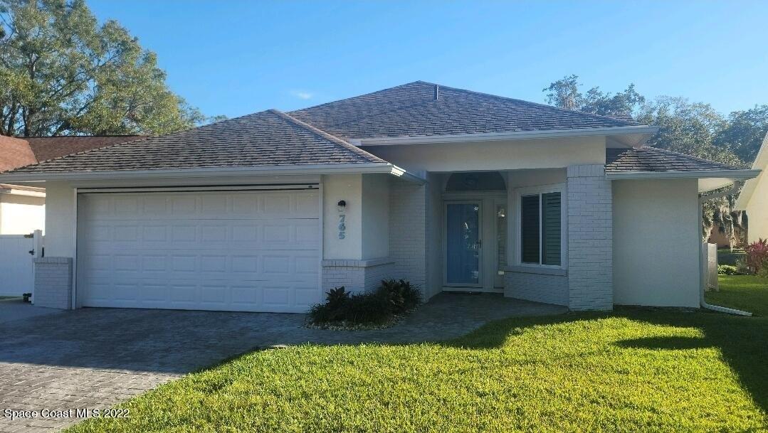 Lakewood Ln, Titusville, FL 32780