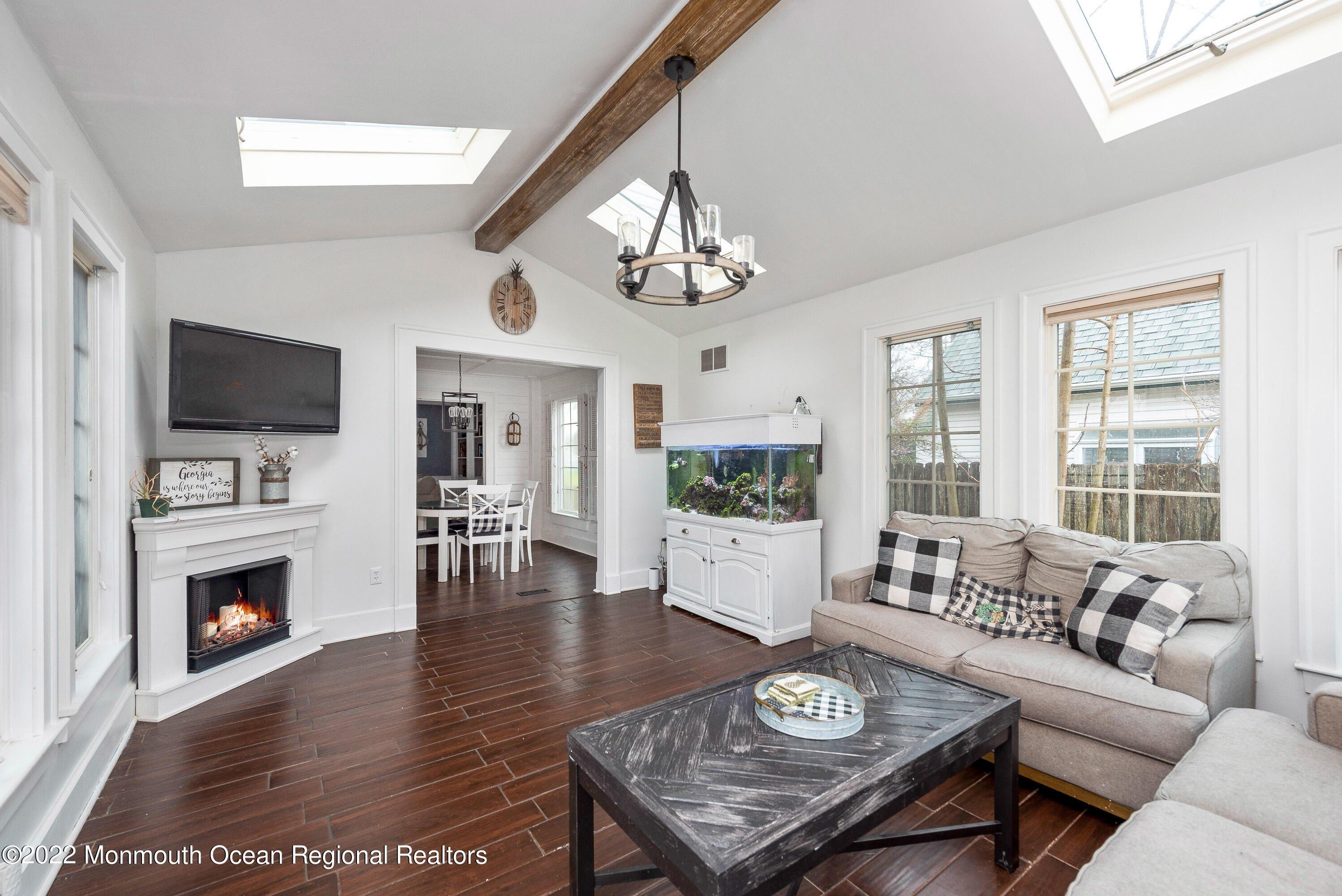 Brandon Rd, Manchester, NJ 08759