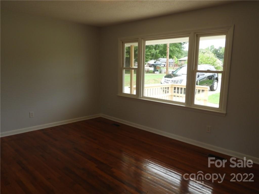 Foxhill Dr, Kingstown, NC 28150