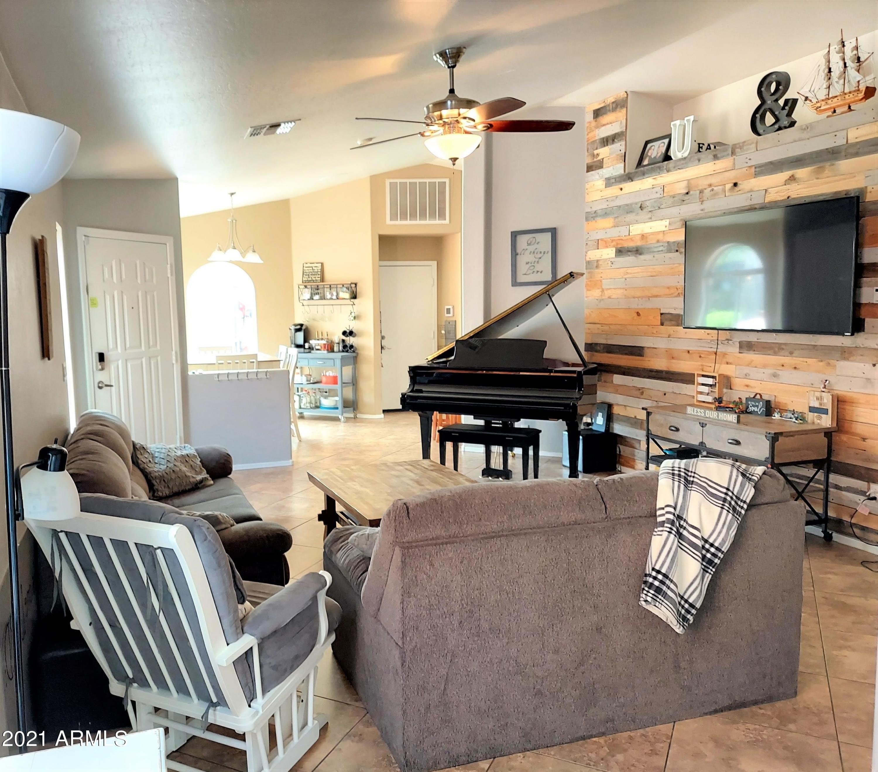 E La Salle St, Phoenix, AZ 85040