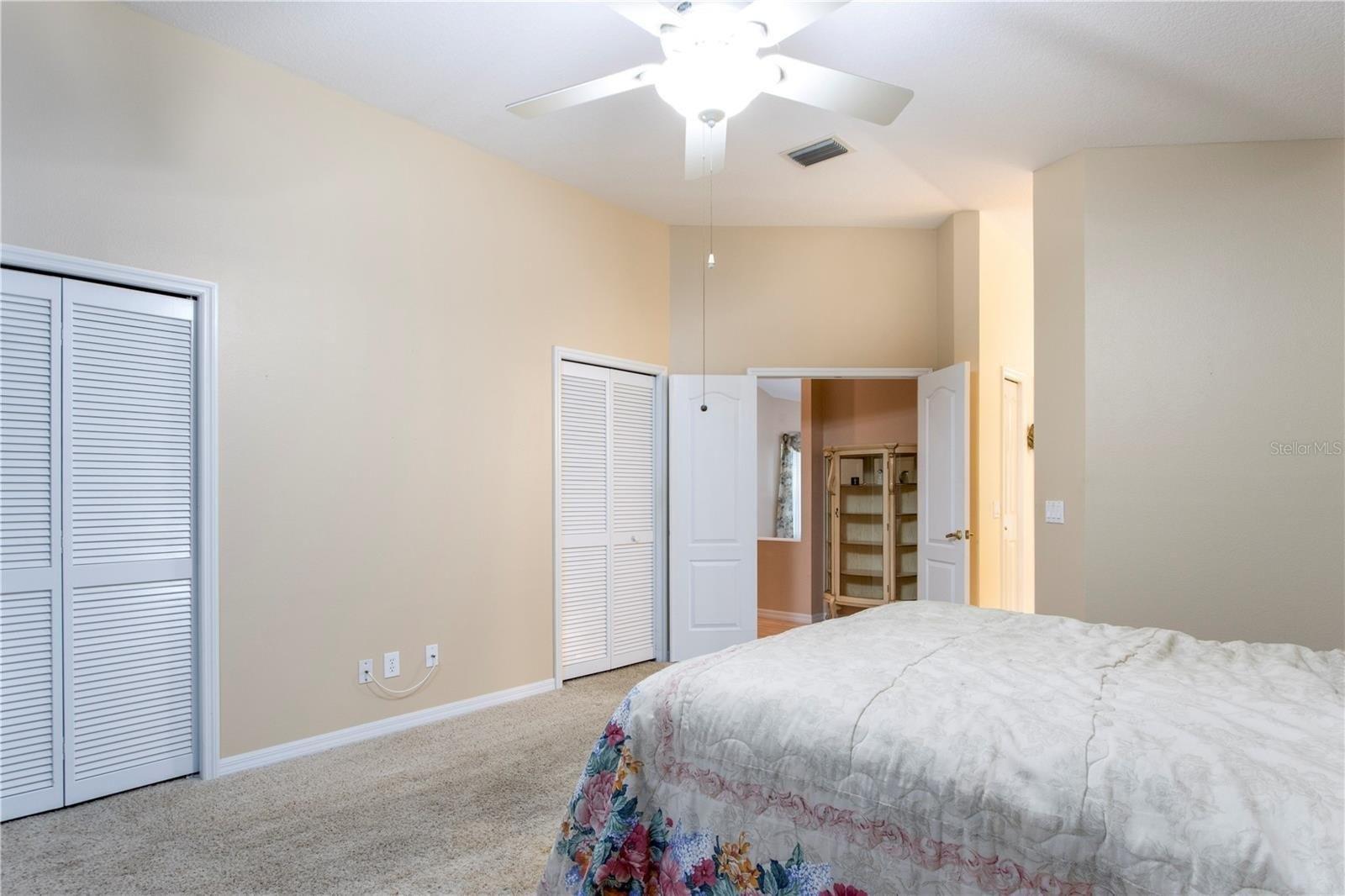 Blenheim Dr, Lutz, FL 33549