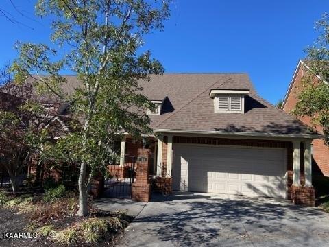 Cottage Glen Ln, Maryville, TN 37801