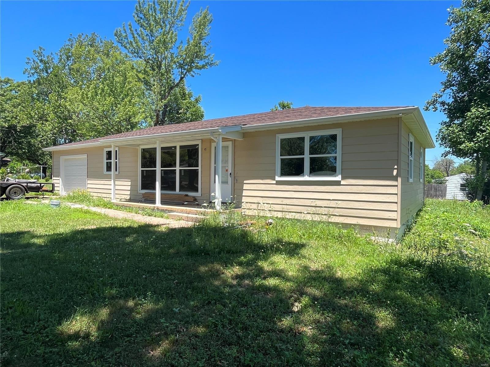 Spruce St, Viburnum, MO 65566
