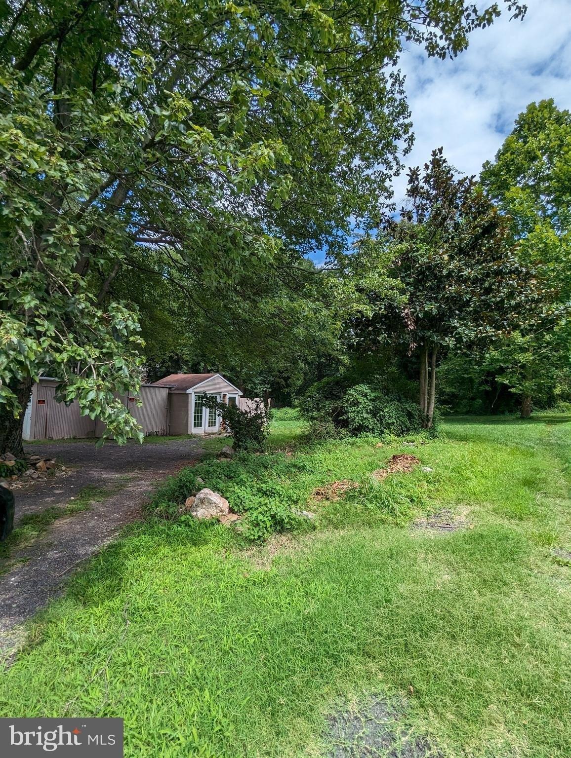 Woodland Rd, Annandale, VA 22003