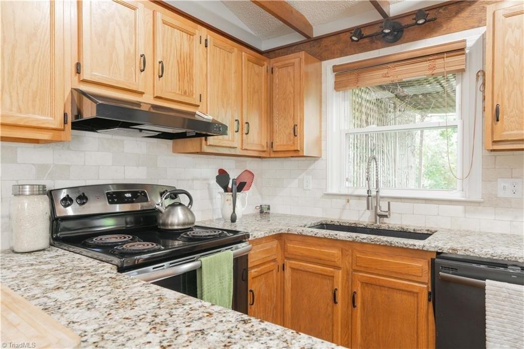 Lantana Dr, Winston Salem, NC 27127