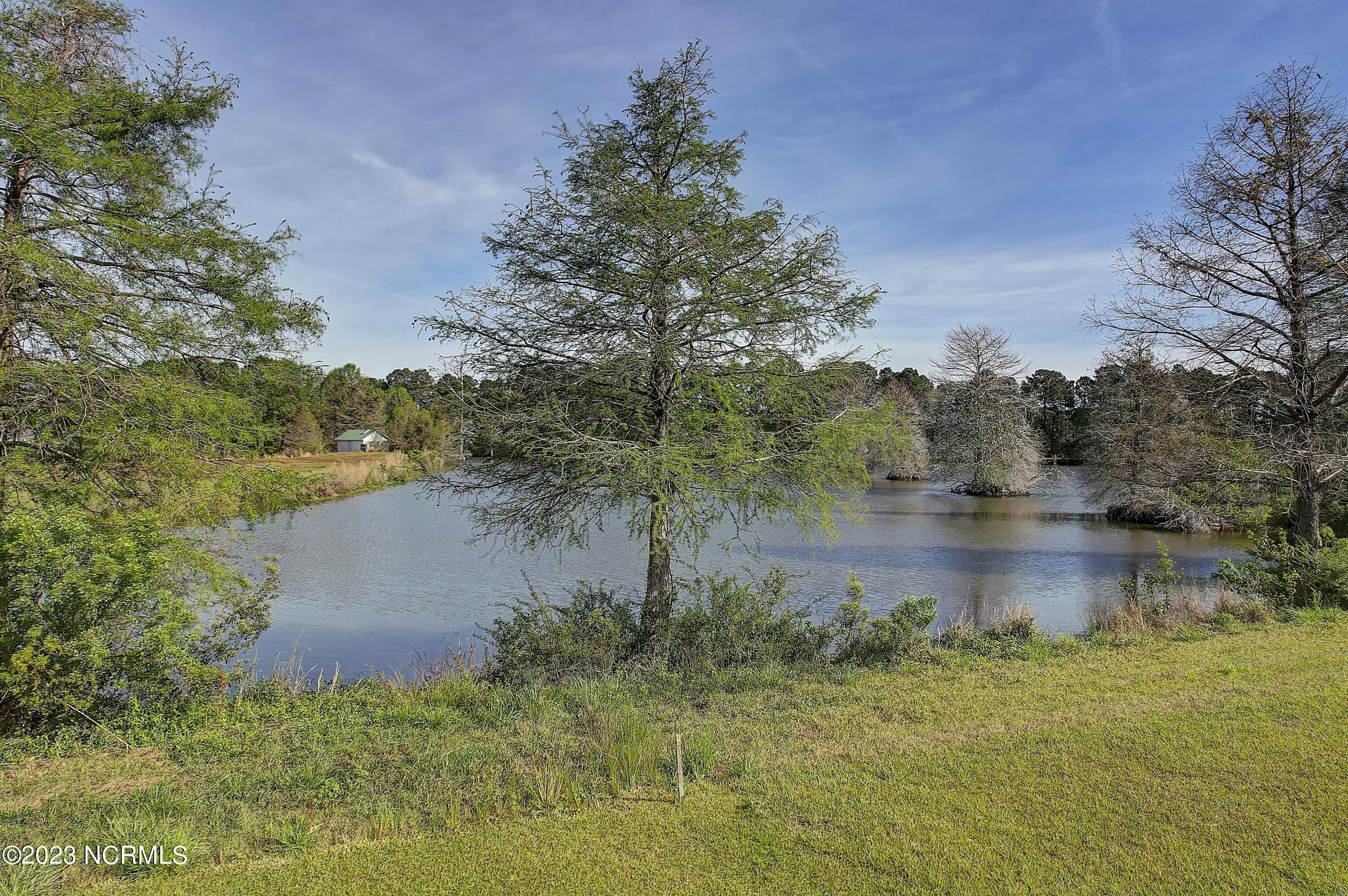 First Light Ln Nw, Calabash, NC 28467