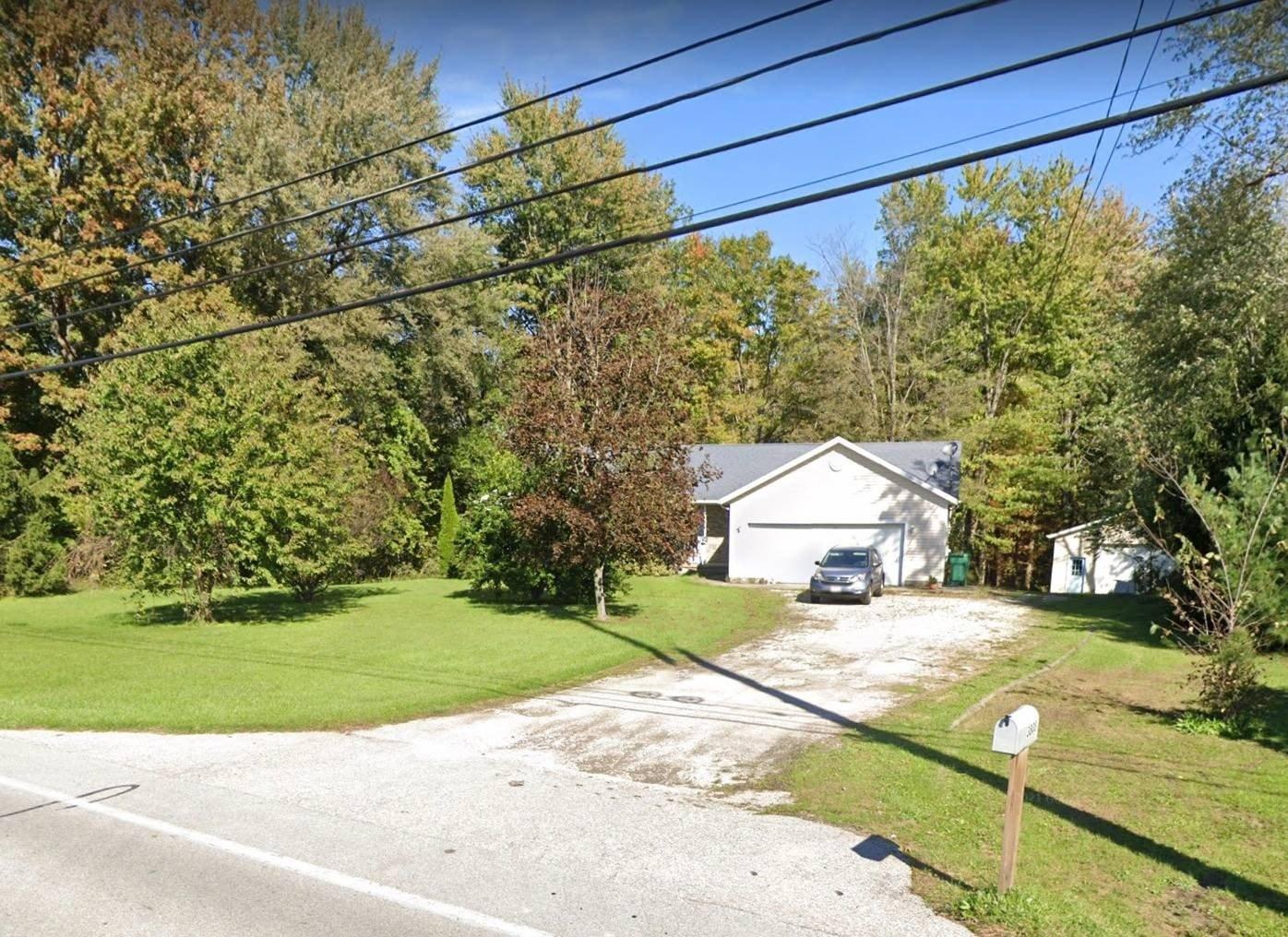 N Broadway, Geneva, OH 44041