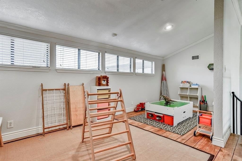 Haywood Dr, Benbrook, TX 76126