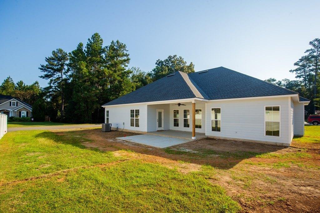 Kenilworth Cir, Valdosta, GA 31605