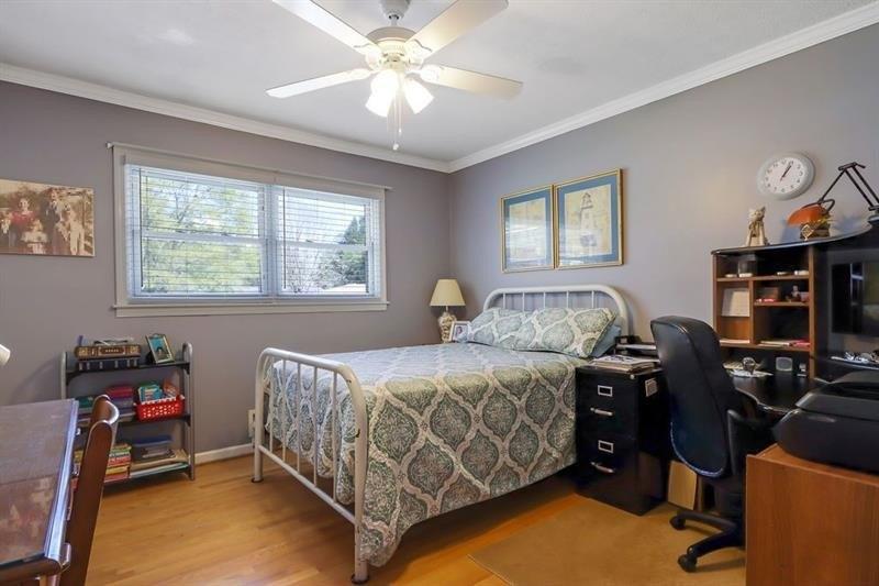 Christine Dr, Marietta, GA 30066