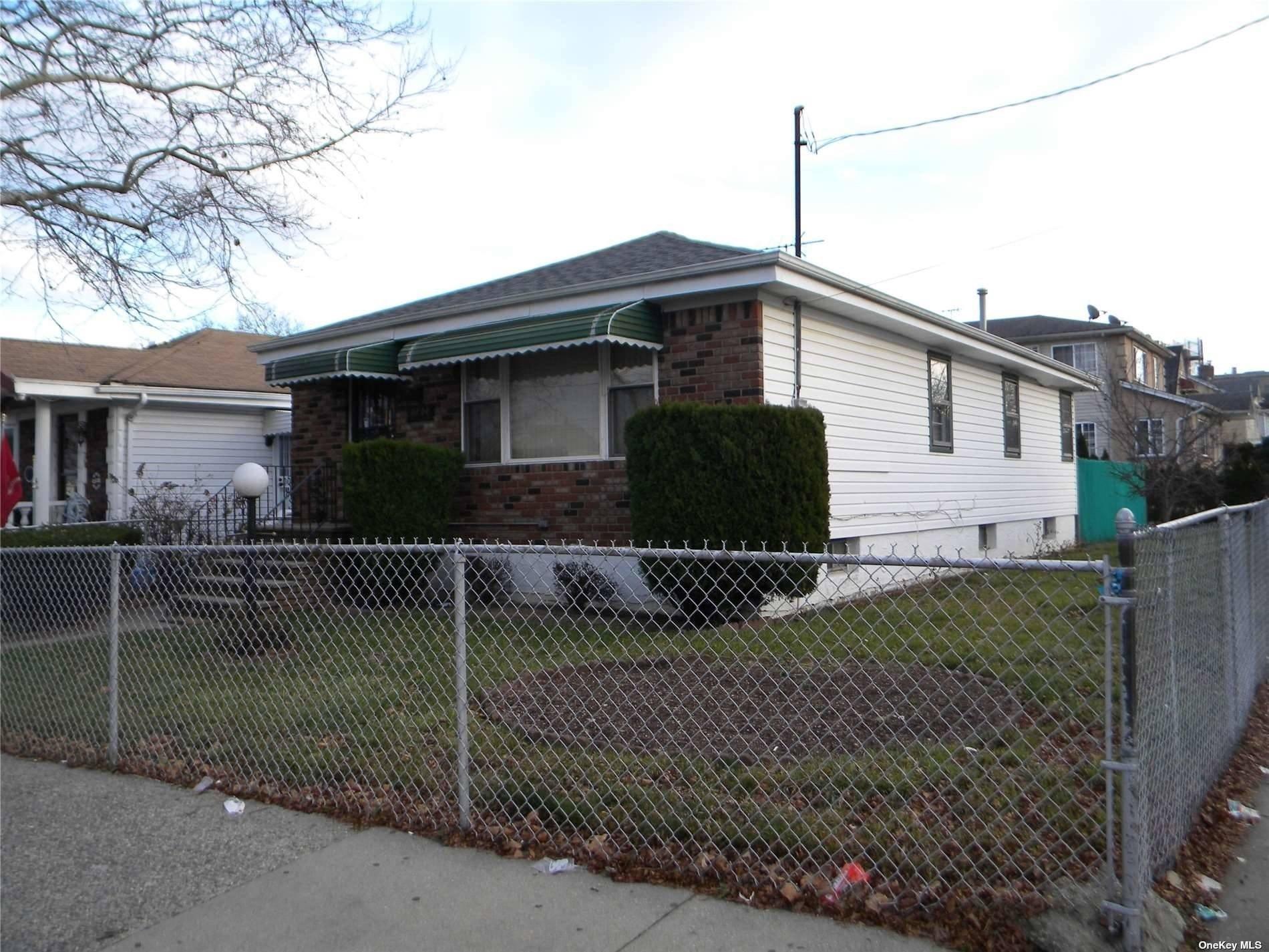 111th Ave, Jamaica, NY 11435