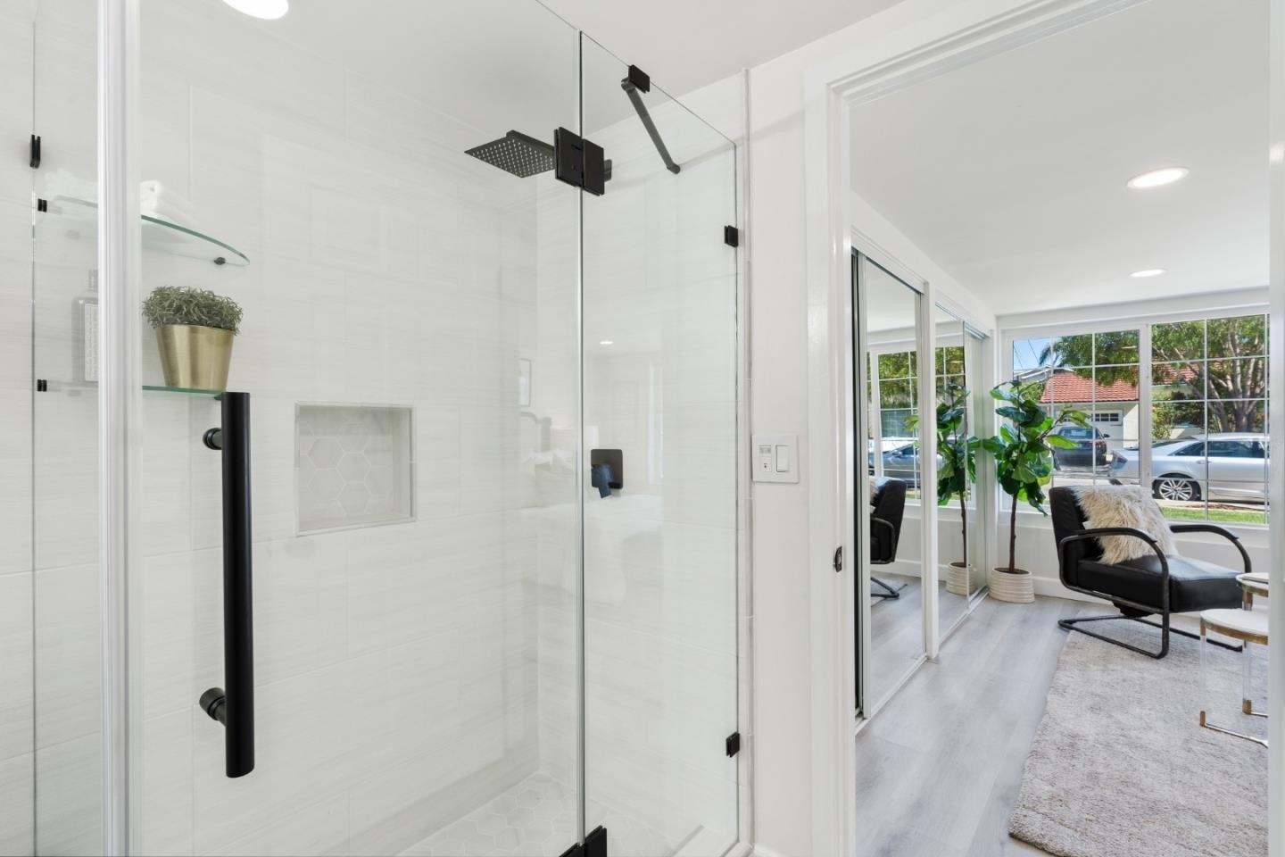 Larkspur Dr, Burlingame, CA 94010