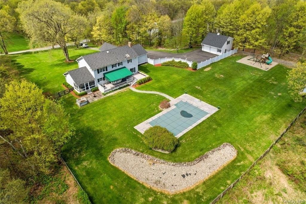 Moffat Rd, Washingtonville, NY 10992