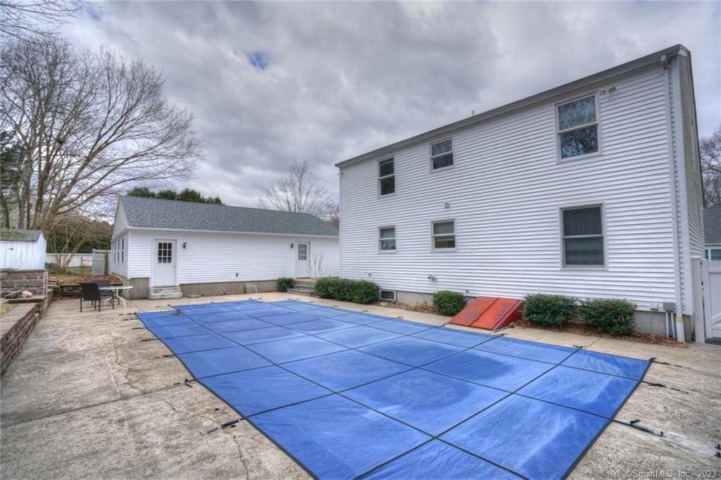 Deerfield Ridge Dr, Mystic, CT 06355