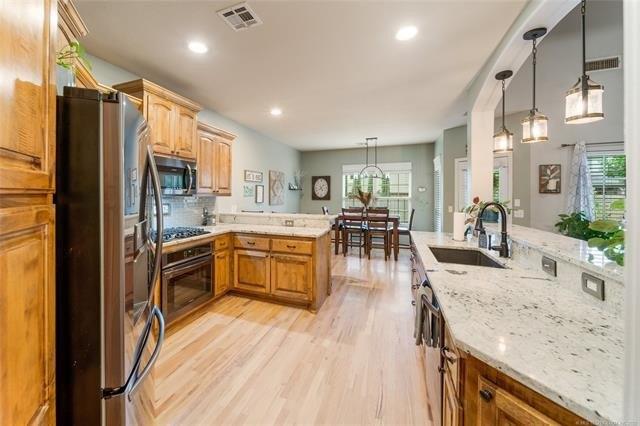 E 49th St, Tulsa, OK 74134