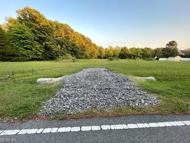Dare Rd, Yorktown, VA 23692