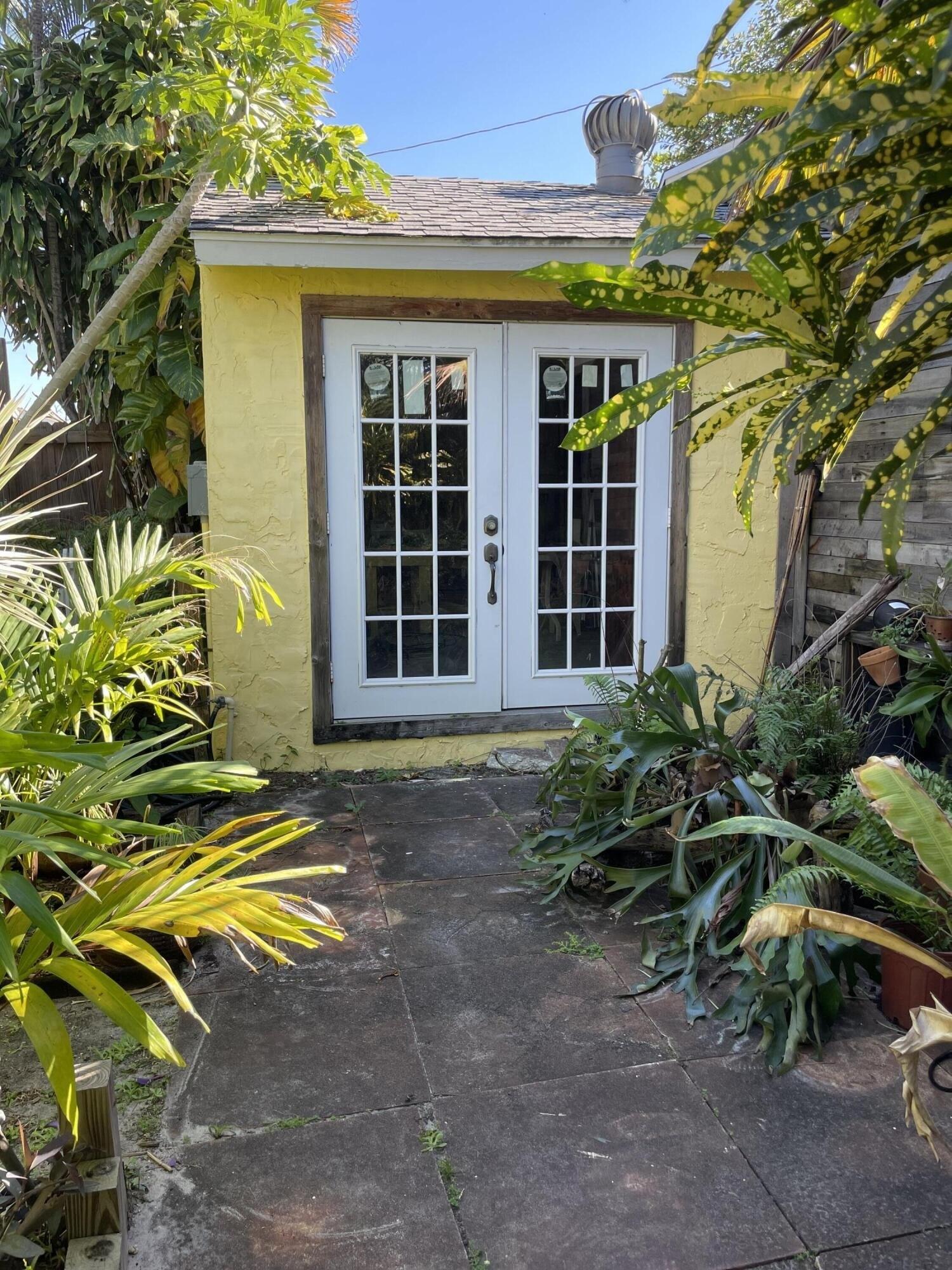 High Ridge Rd, Lake Worth, FL 33461