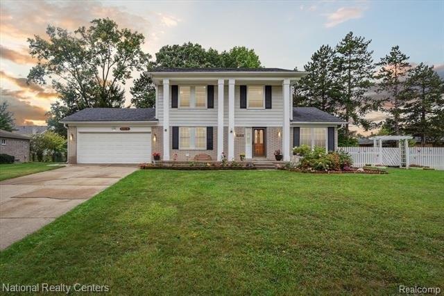 Hertford Dr, Troy, MI 48085