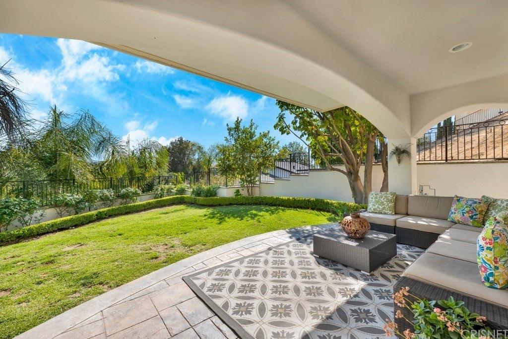 Galendo St, Woodland Hills, CA 91364