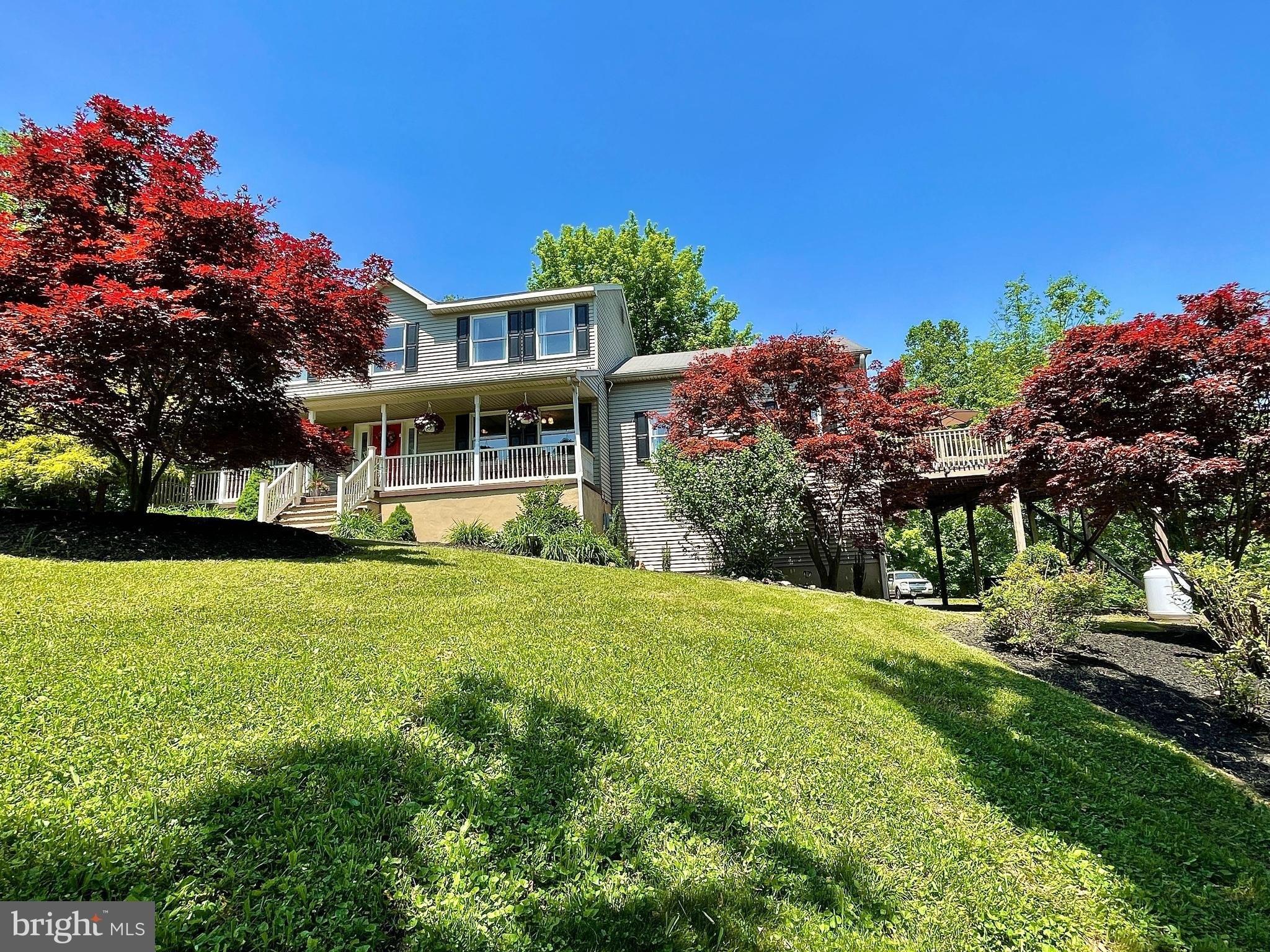 Joan St, Easton, PA 18042