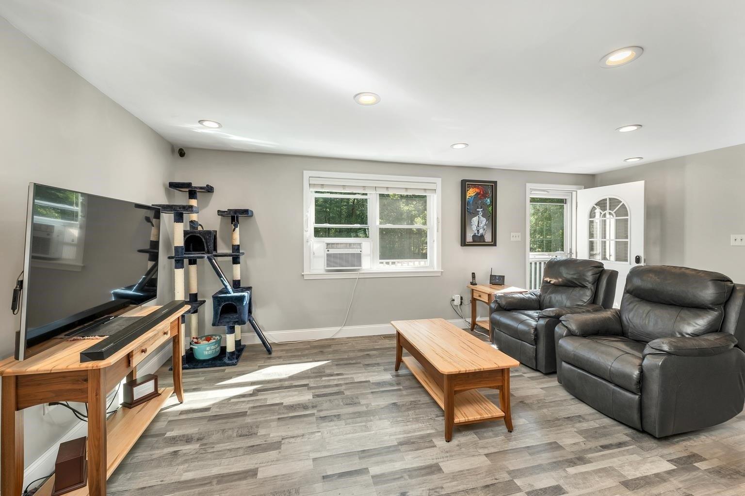 Robinhood Rd, East Wakefield, NH 03830