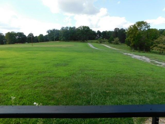 J W York Rd, Scottsville, KY 42164