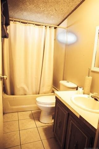 E 164th St S, Coweta, OK 74429