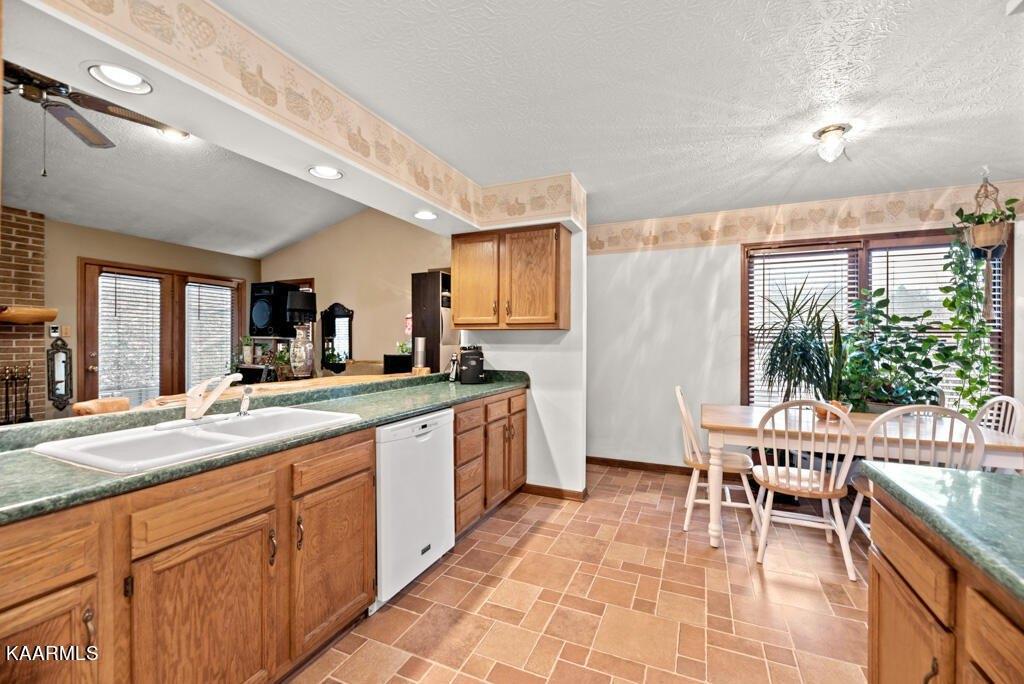 Wedgewood Rd, Oak Ridge, TN 37830