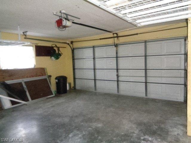 Nassau Ct, Cape Coral, FL 33904