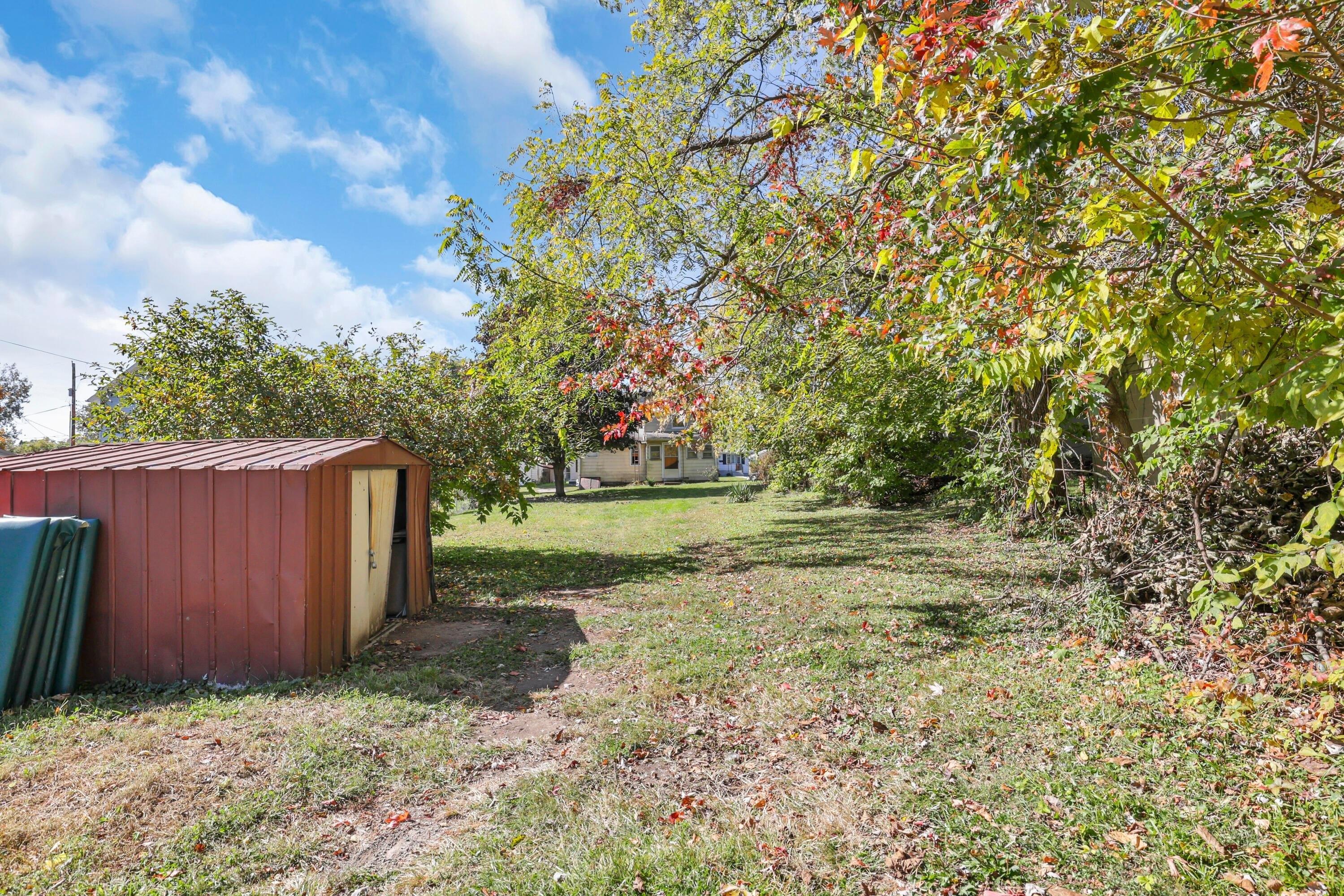 Wilwood Ave, Newark, OH 43055