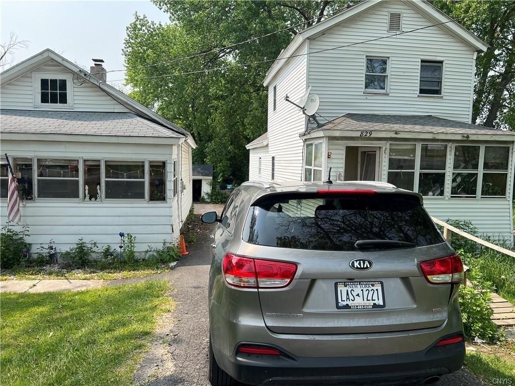 Hiawatha Blvd E, Syracuse, NY 13208