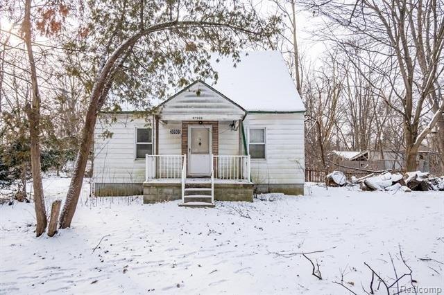 Beverly Rd, Romulus, MI 48174