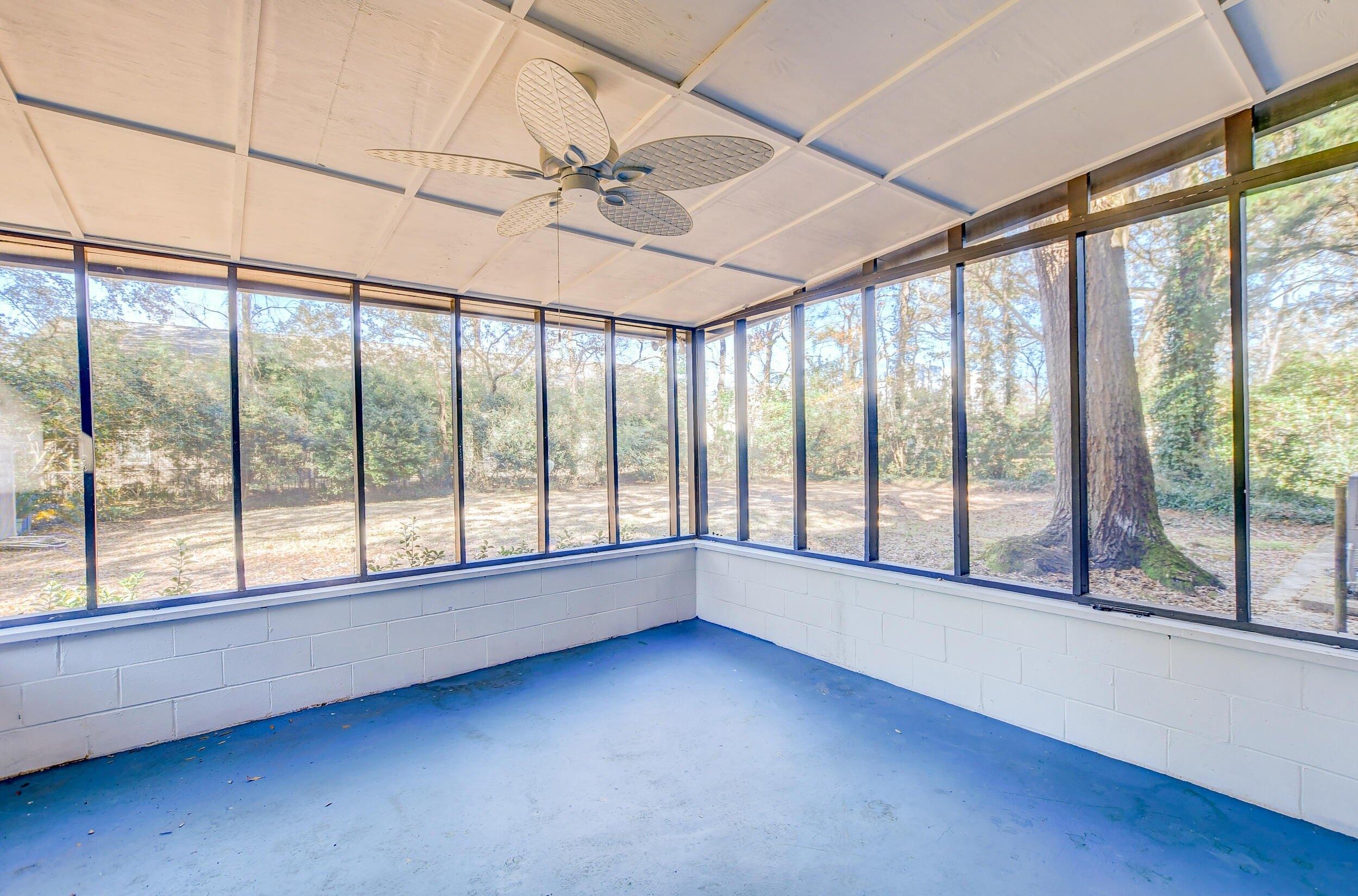 Houghton Dr, Charleston, SC 29412