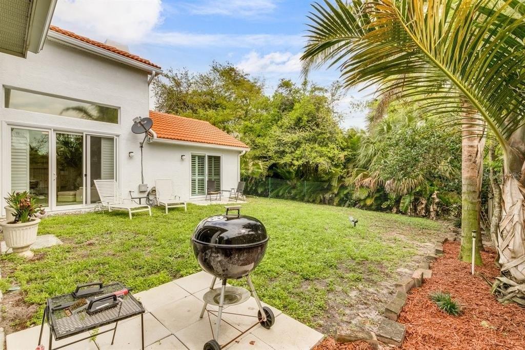 Village Dr, Tarpon Springs, FL 34689